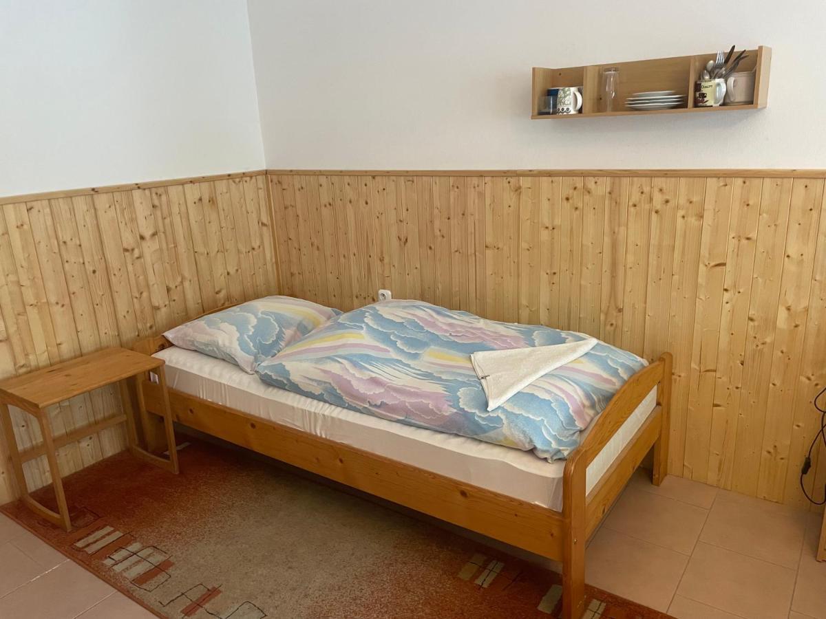 Náměšť nad Oslavou Penzion Fontana酒店 外观 照片
