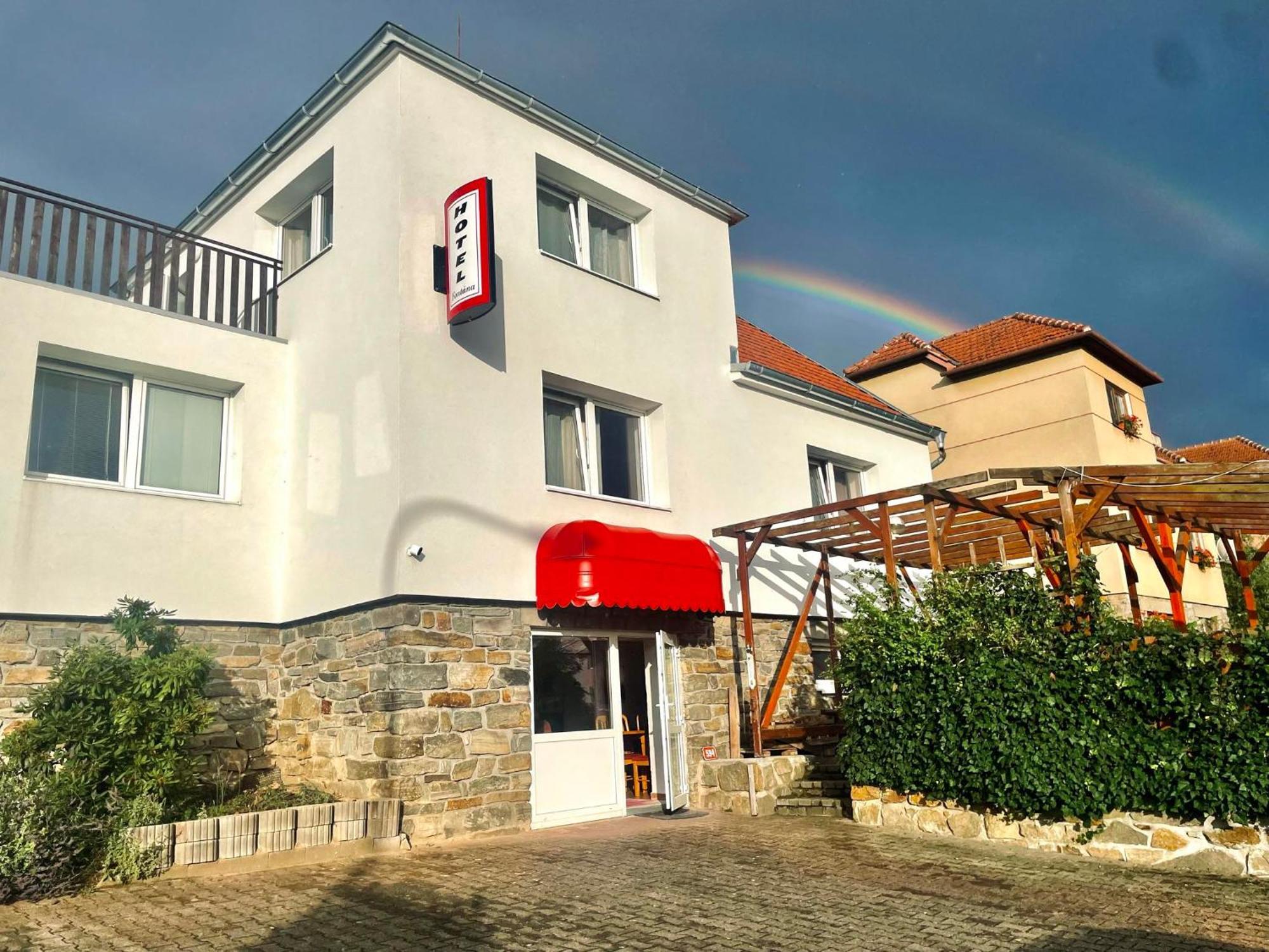 Náměšť nad Oslavou Penzion Fontana酒店 外观 照片